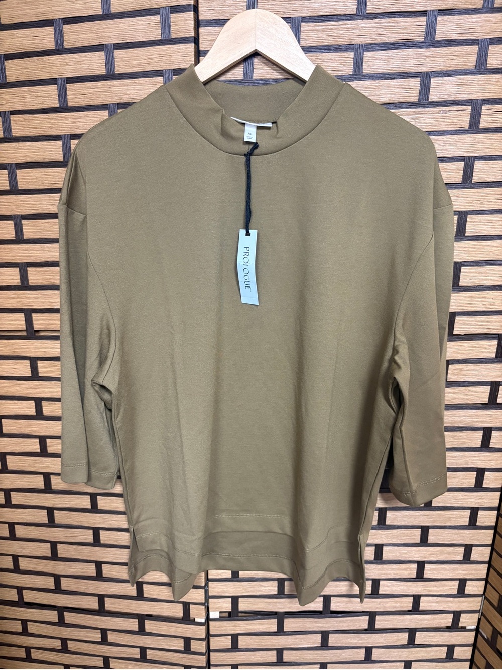 Prologue green mock neck top size XL